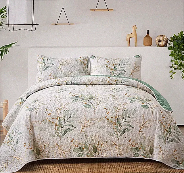 Floral Botanical Full Size Green Quilt Set, 3 Pieces, Reversible Soft All-Season
